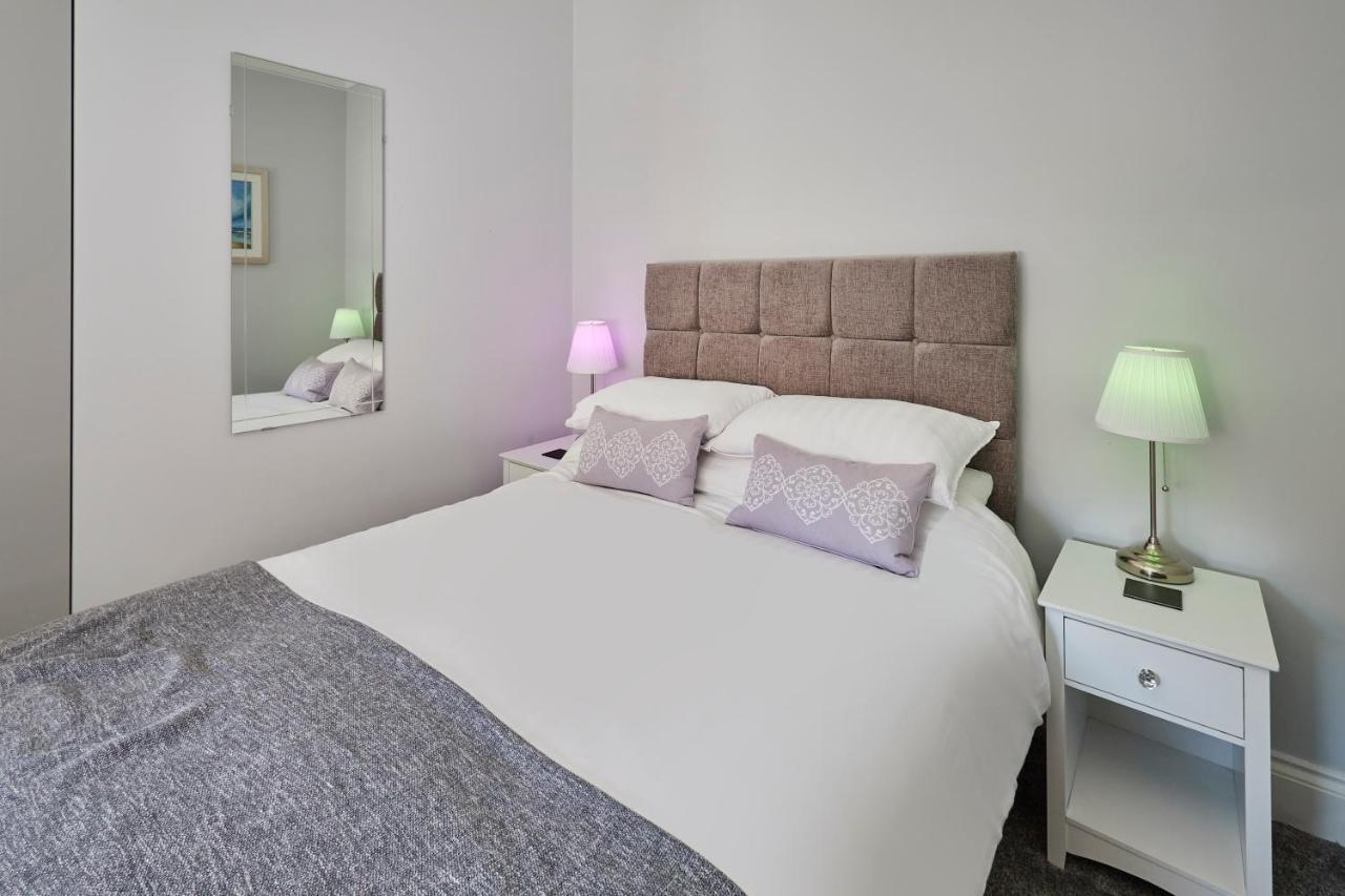 Host & - Brooklands Timeless Apartamento